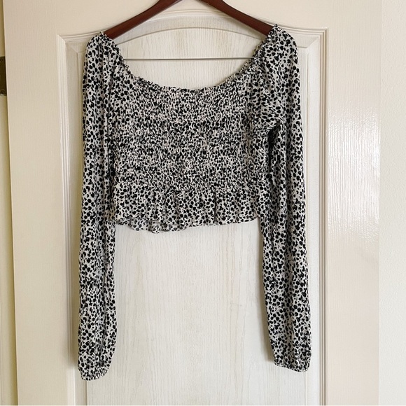 Urban Outfitters Long Sleeve,‎ Ruched, Crop Top, Leopard Animal Print Large L - Picture 7 of 12
